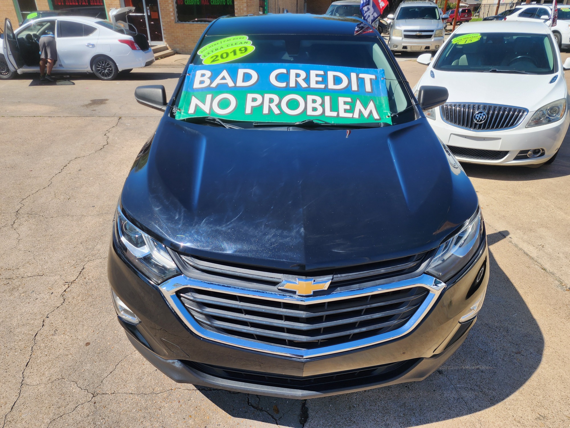 2019 BLACK Chevrolet Equinox LS (3GNAXHEV2KL) with an 1.5L L4 DIR DOHC 16V TURBO engine, 6A transmission, located at 2660 S.Garland Avenue, Garland, TX, 75041, (469) 298-3118, 32.885387, -96.656776 - Welcome to DallasAutos4Less, one of the Premier BUY HERE PAY HERE Dealers in the North Dallas Area. We specialize in financing to people with NO CREDIT or BAD CREDIT. We need proof of income, proof of residence, and a ID. Come buy your new car from us today!! This is a very well cared for 2019 Ch - Photo #8